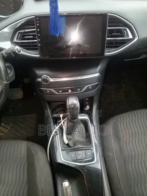 PEUGEOT 308 2015 Gris