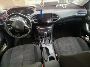 PEUGEOT 308 2015 Gris