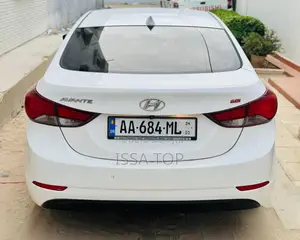 Hyundai Avante 2015 Blanc