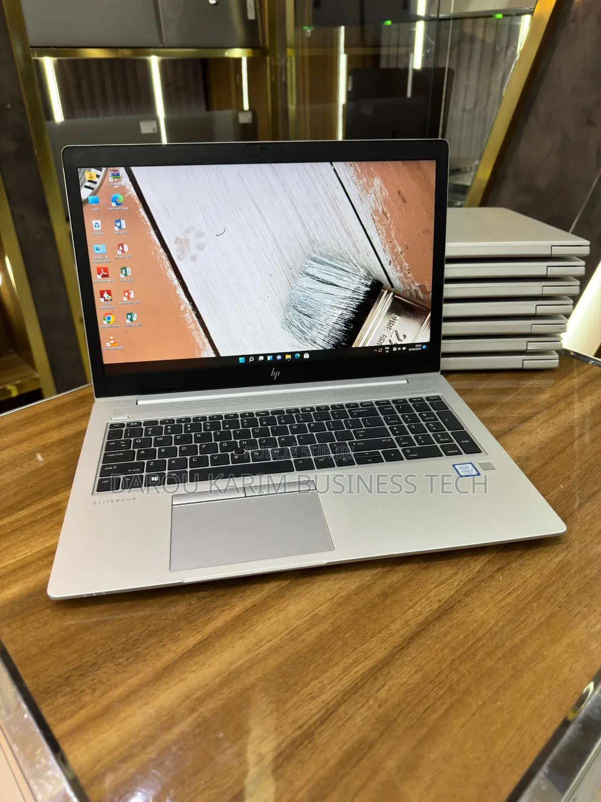 New Ordinateur Portable HP EliteBook 850 G6 8GB Intel Core I5 SSD 256GB