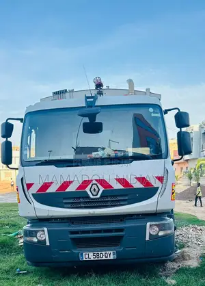 Photo - Camion À Ordures