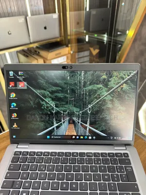 New Dell Latitude 5450 32GB Intel Core Ultra 7 SSD 1T