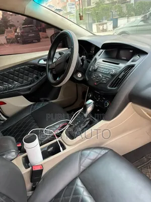 Ford Focus 2015 Gris