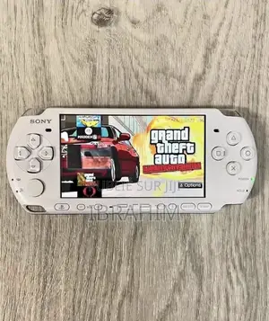 Photo - PSP Slim Blanc Unique Venant 25 Jeux Accessoires Complet