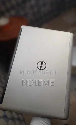 Photo - Ordinateur Portable Dell Latitude 7440 4GB Intel Core I7 SSD 128GB