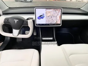 Tesla Model 3 2018 Blue