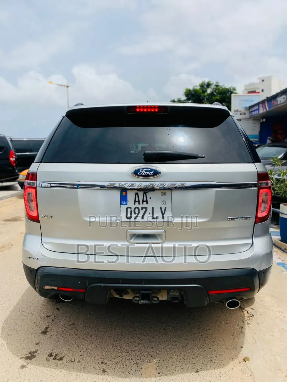 Ford Explorer 2014 Gris