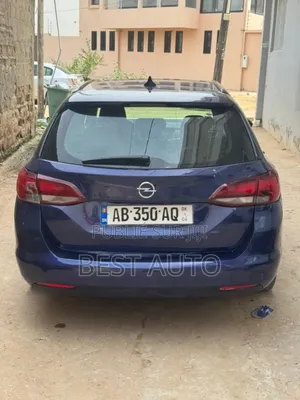 Opel Astra 2017 Blue