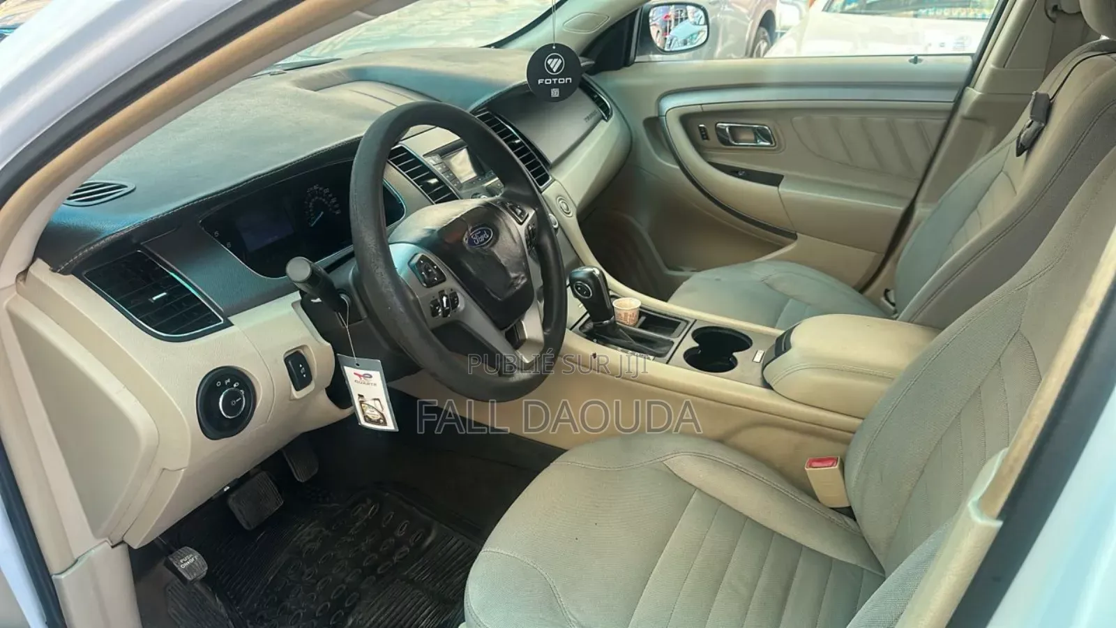 Ford Taurus 4dr Sedan 2016 Blanc