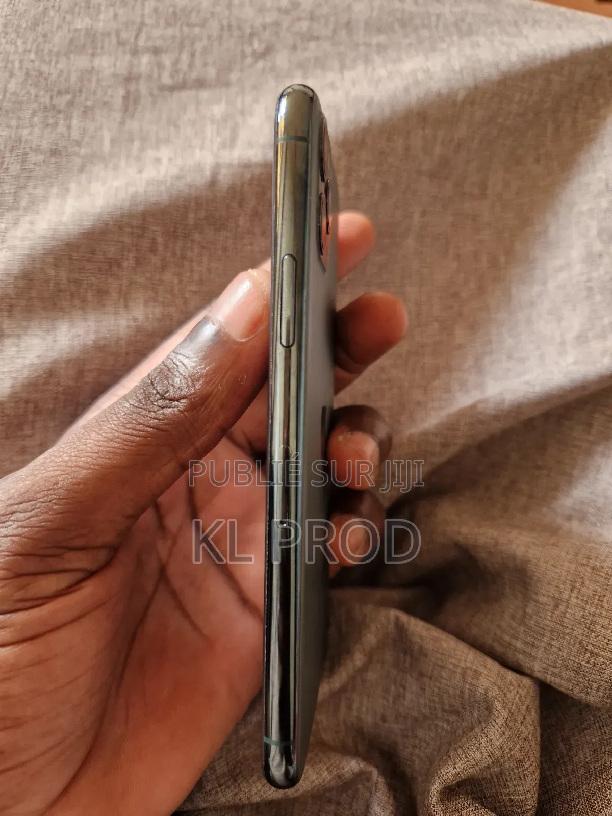 New Apple iPhone 11 256 GB Gris