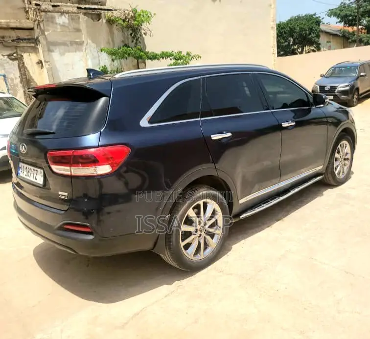 Kia Sorento 4dr SUV 2016 Black
