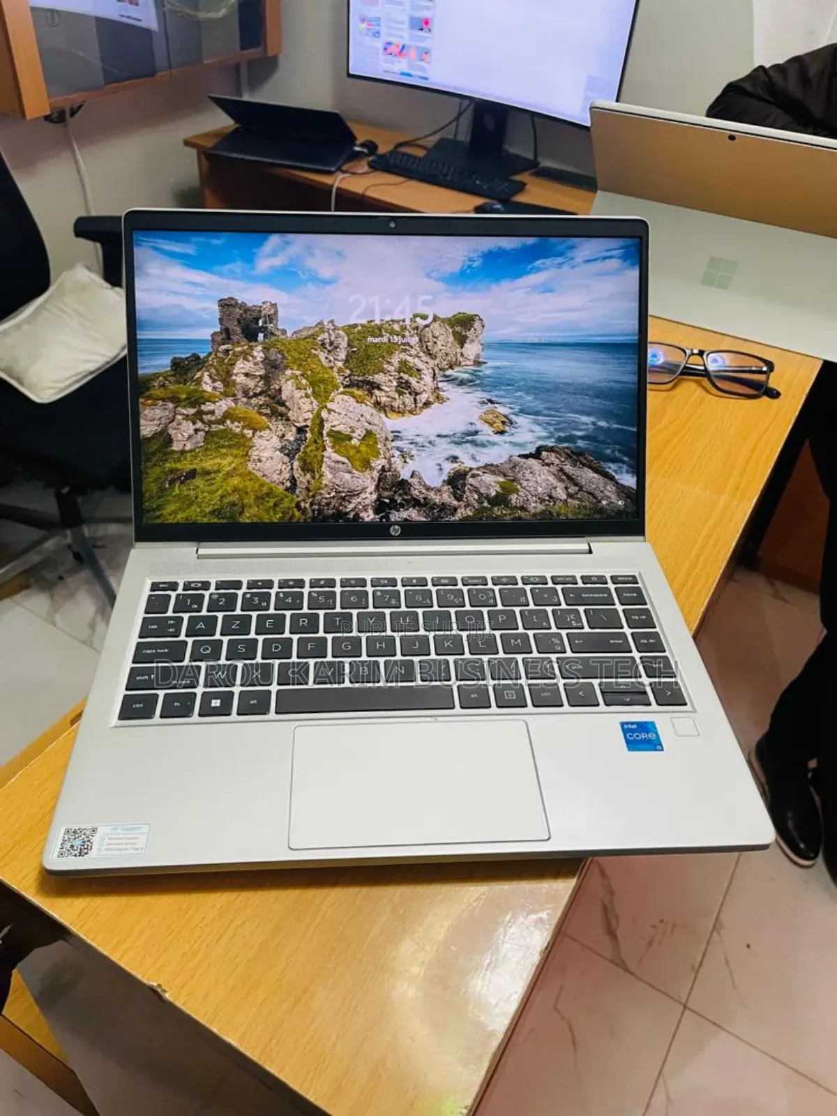 New Ordinateur portable HP ProBook 440 G10 16GB Intel Core i5 SSD 512GB