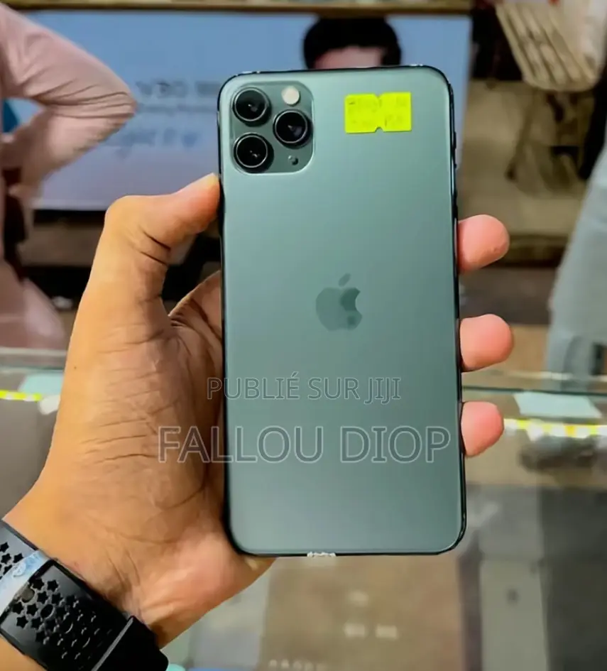 New Apple iPhone 11 Pro Max 64 GB Black