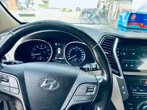 Hyundai Santa Fe 2019 Black