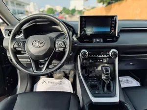 Toyota RAV4 2020 Black