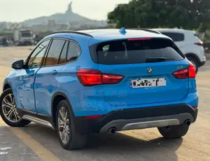 BMW X1 xDrive28i AWD 2016 Blue