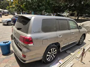 Toyota Land Cruiser Prado 2020