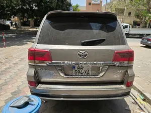 Toyota Land Cruiser Prado 2020