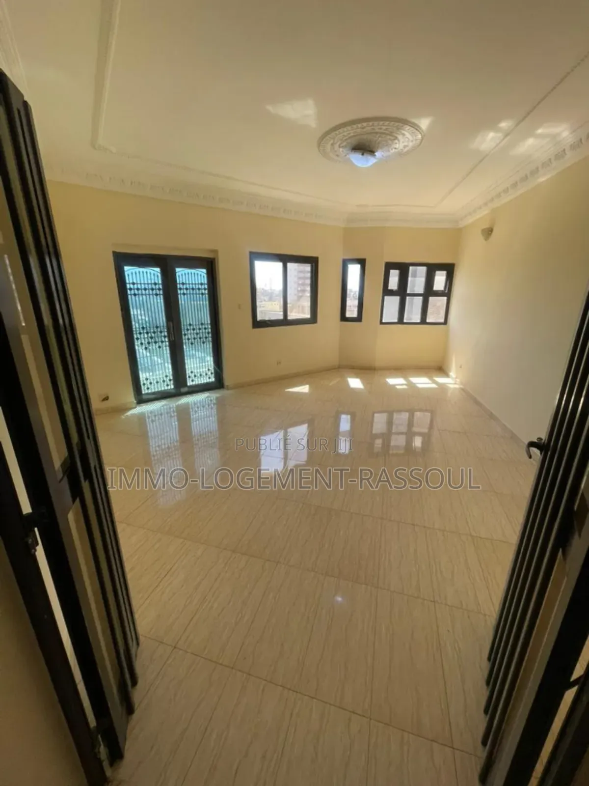 3chbre Appartement dans Immologementrassoul, Mermoz Sacré-Cœur à Louer