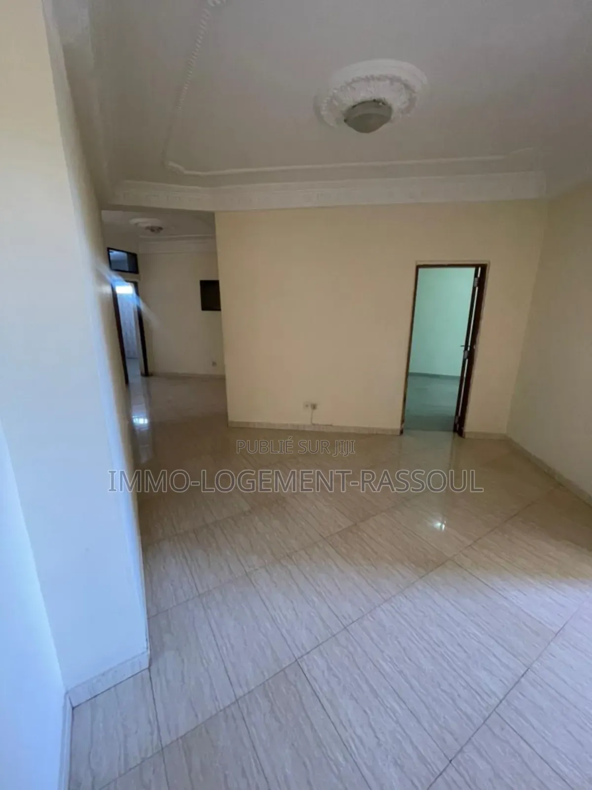 3chbre Appartement dans Immologementrassoul, Mermoz Sacré-Cœur à Louer