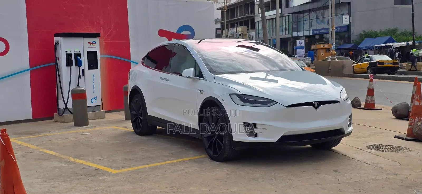 Tesla Model X 2018 Blanc