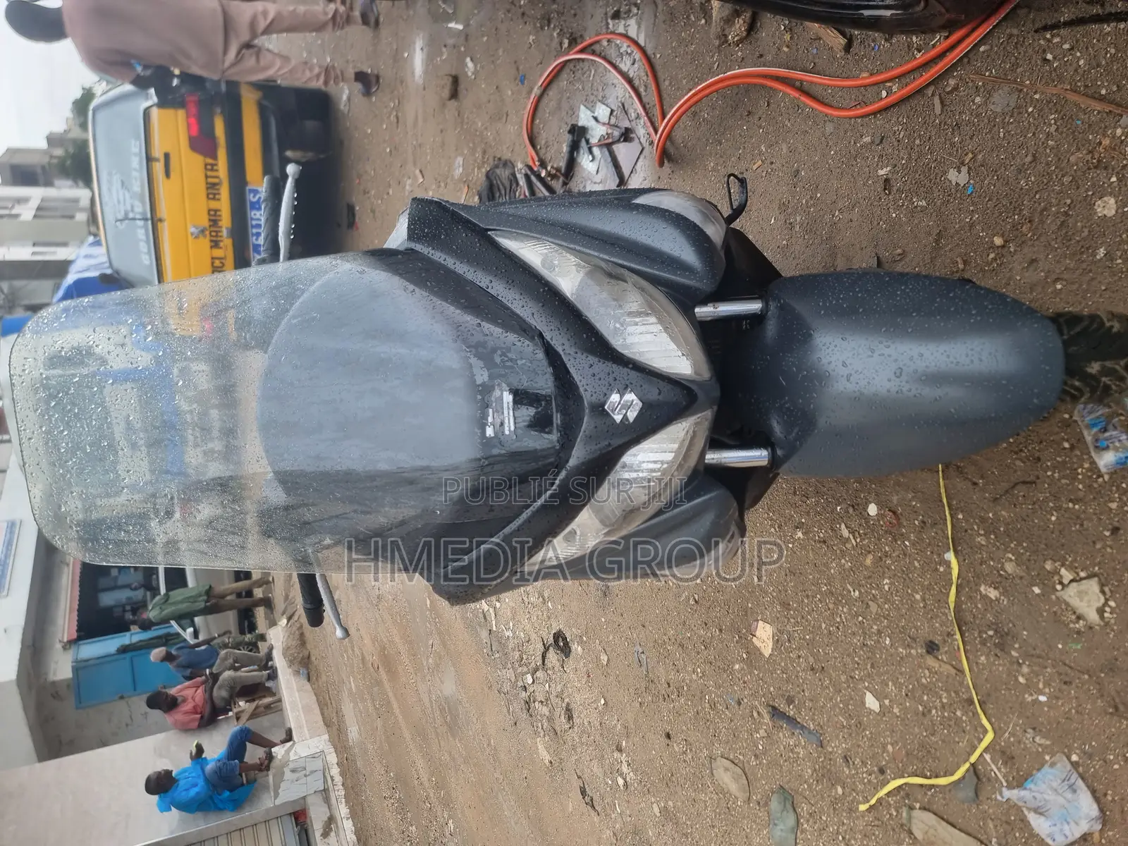 Suzuki Burgman 2020 Gris