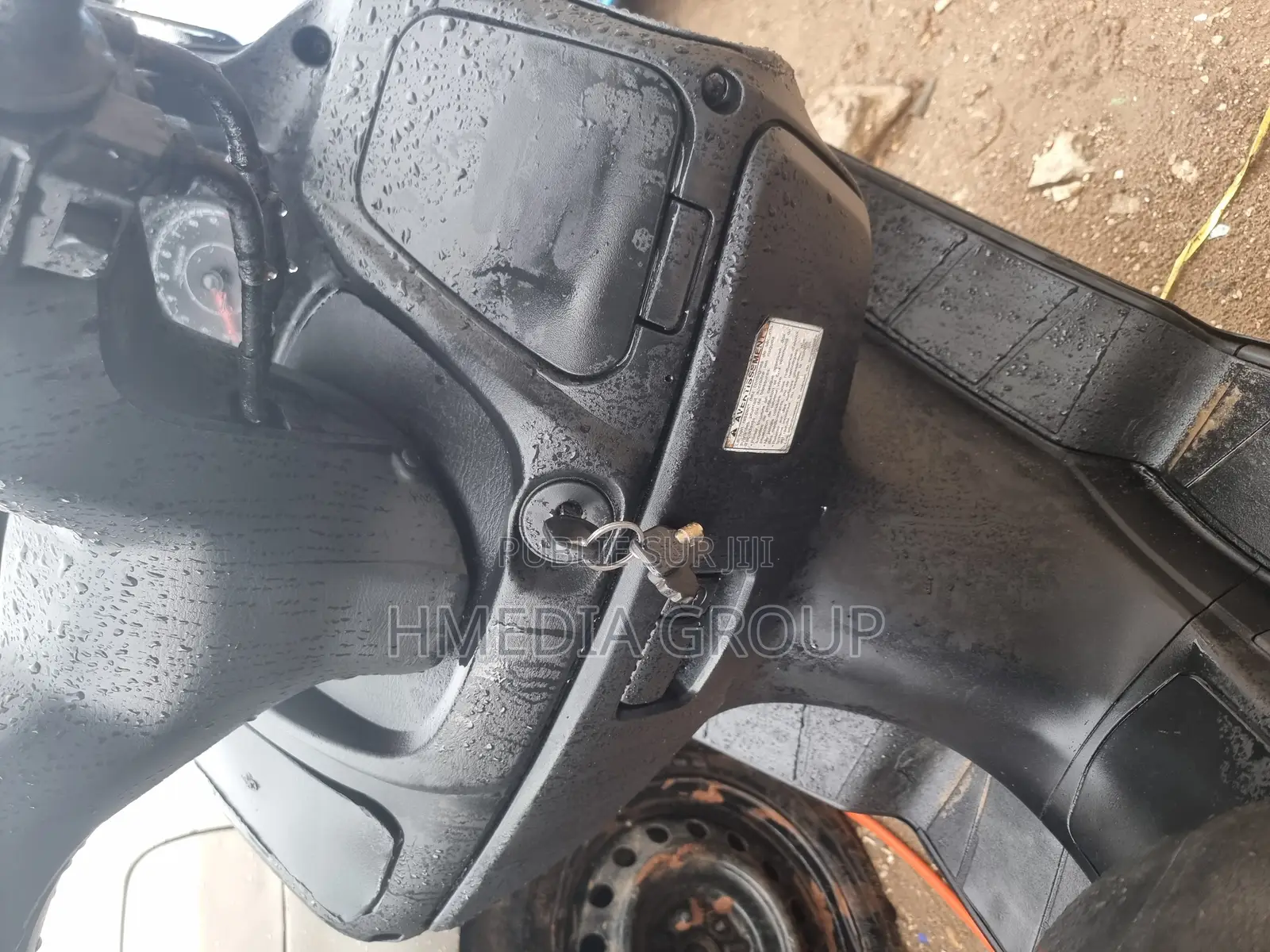 Suzuki Burgman 2020 Gris