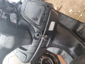 Suzuki Burgman 2020 Gris