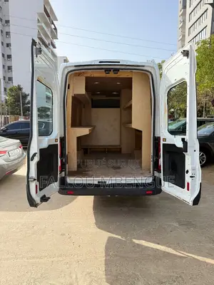 Ford Transit 2018 Blanc