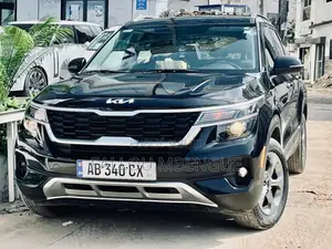 Photo - Kia Seltos 2023 Black