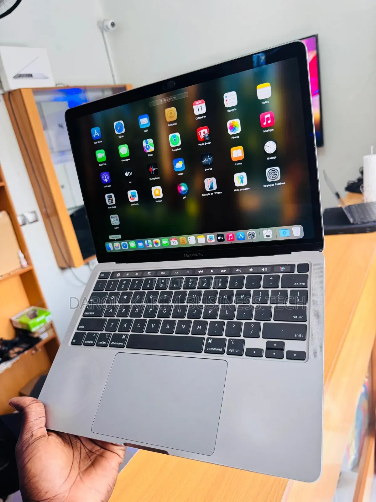 New Ordinateur Portable Apple MacBook Pro 2020 16GB Apple M1 SSD 512GB