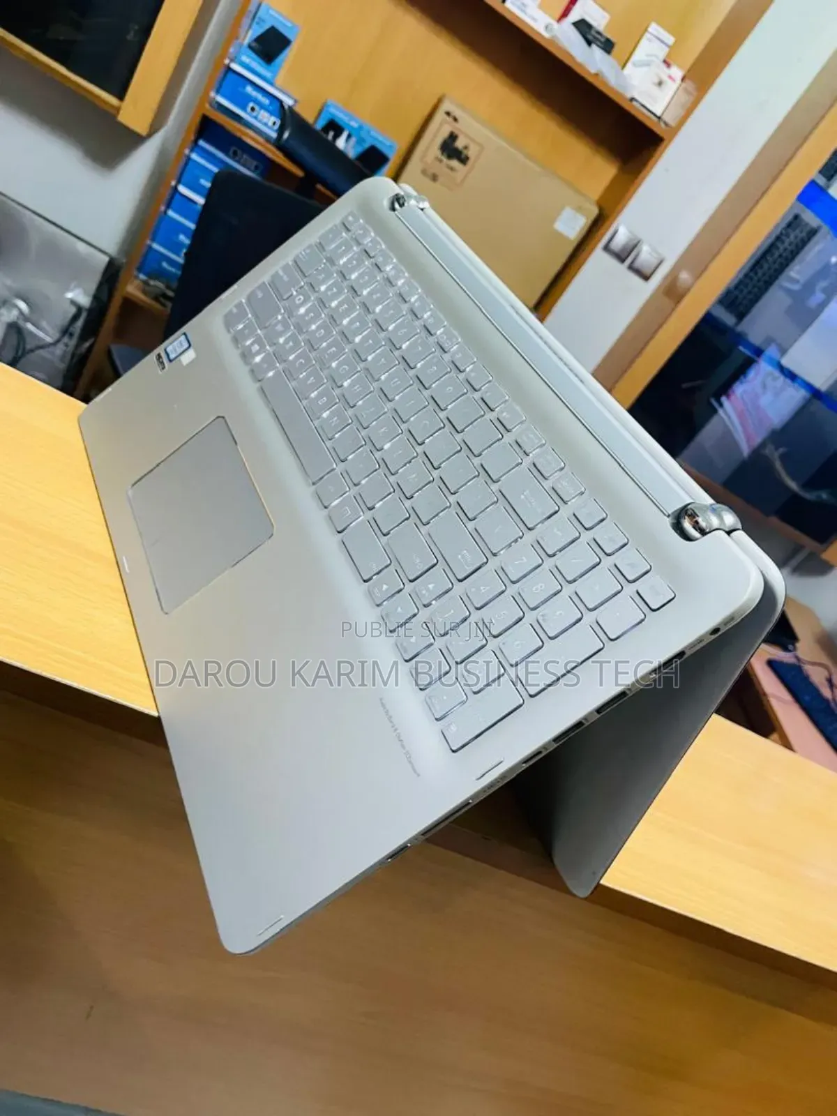 New Asus VivoBook Flip 15 TP510UA 12GB Intel Core I5 HDD+SSD 512GB