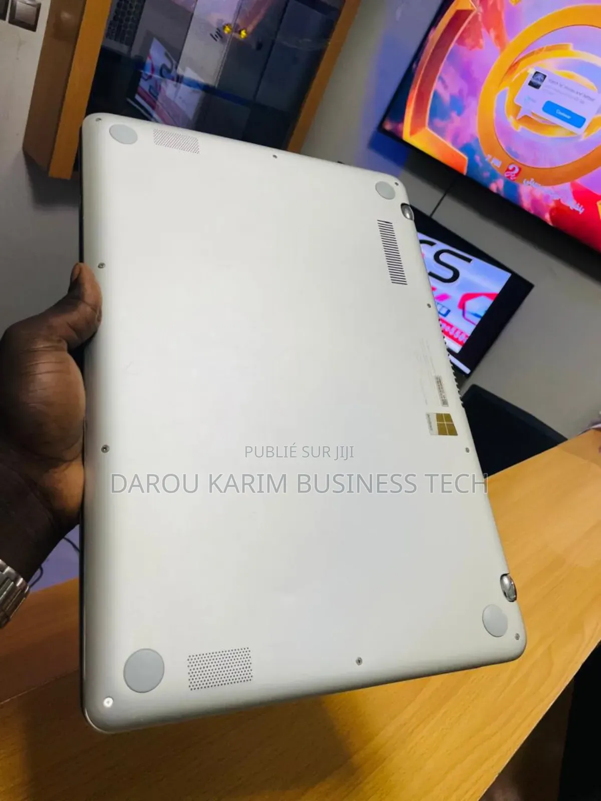 New Asus VivoBook Flip 15 TP510UA 12GB Intel Core I5 HDD+SSD 512GB