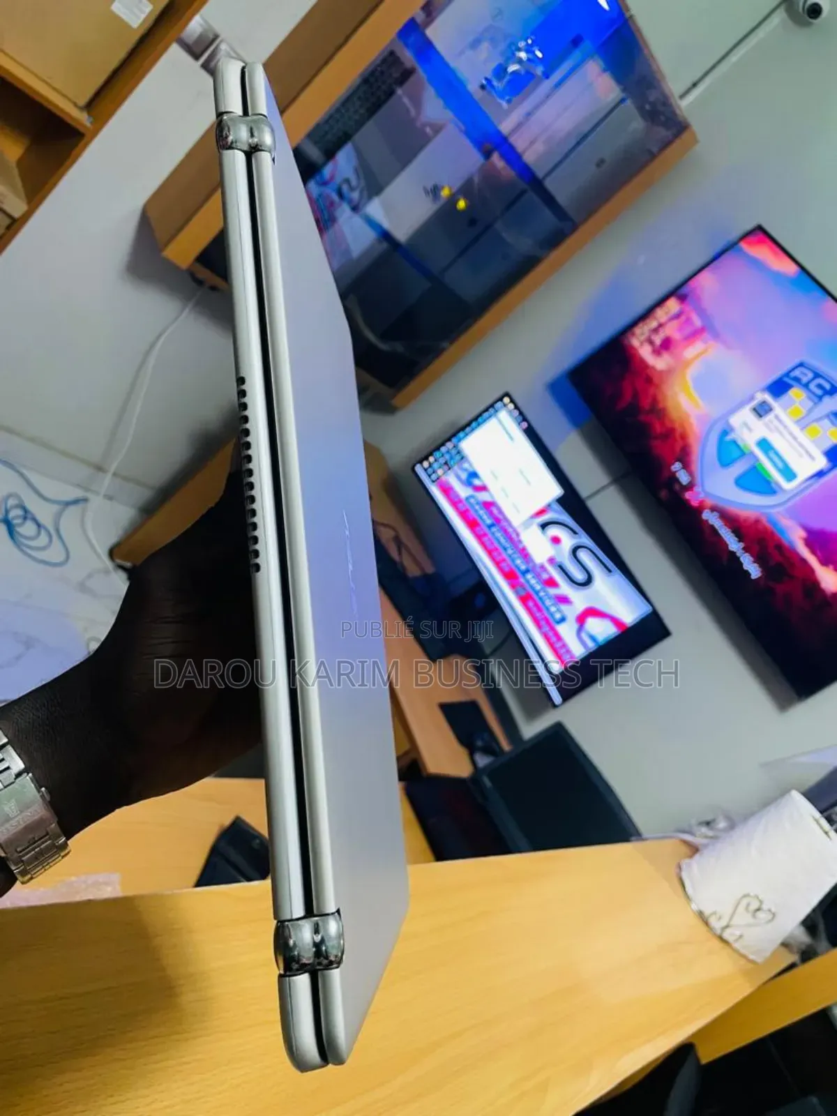 New Asus VivoBook Flip 15 TP510UA 12GB Intel Core I5 HDD+SSD 512GB