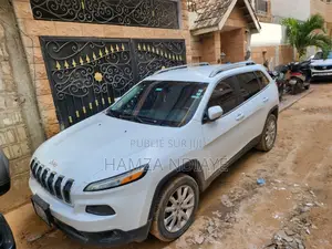 Photo - Jeep Cherokee 2016 Blanc