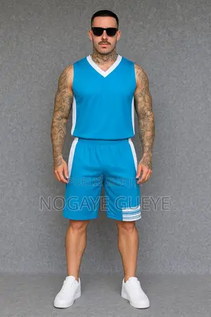 Photo - Vêtements De Sport Homme