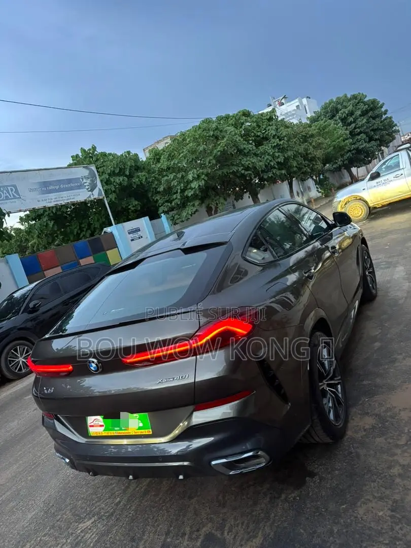 BMW X6 M Sport 2025 Gris