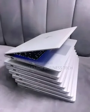 New Ordinateur Portable HP EliteBook 1040 G6 32GB Intel Core I7 SSD 1T