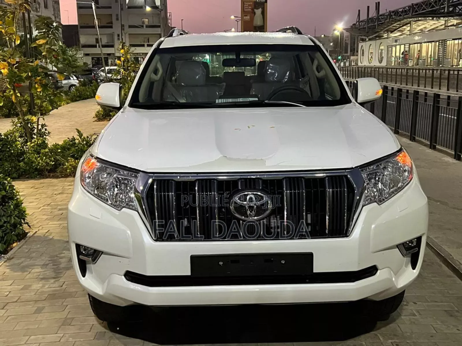 Toyota Land Cruiser Prado 2023 Blanc