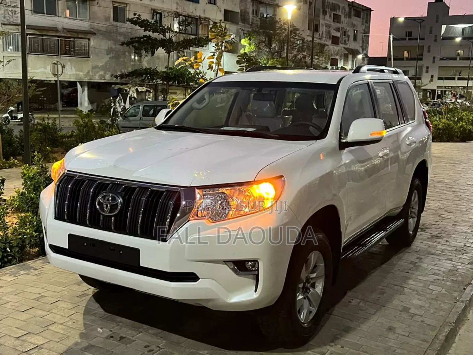 Toyota Land Cruiser Prado 2023 Blanc