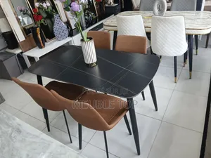 Promo Tabaski Tables À Manger De 4 Places Neuves