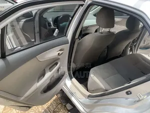 Toyota Corolla 2010 Gris