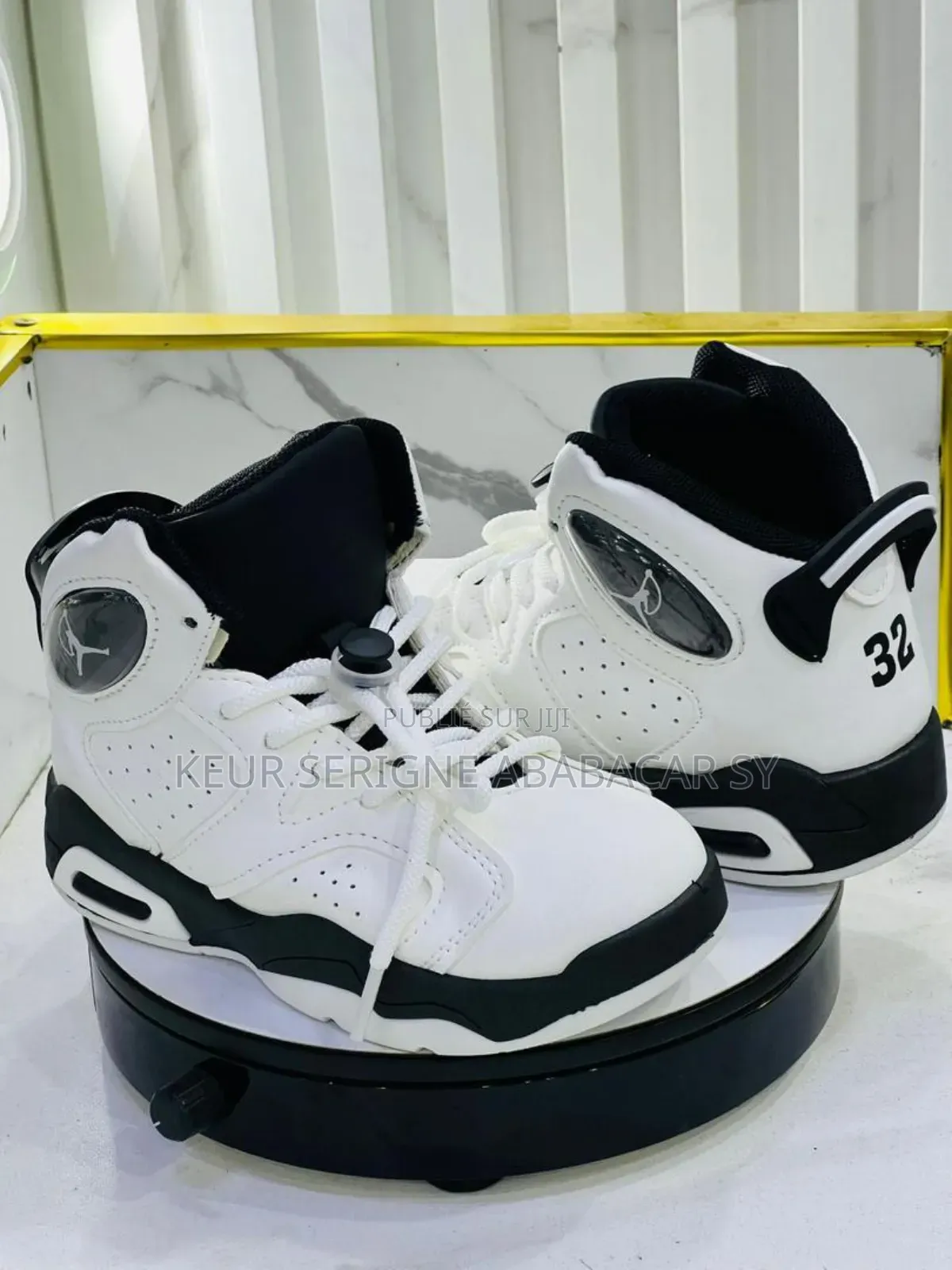 Chaussures Fermés Montante