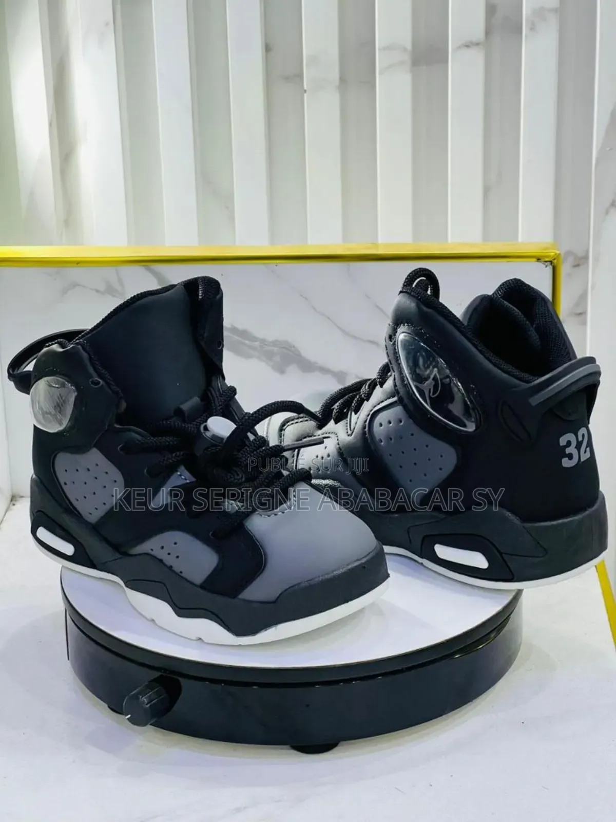 Chaussures Fermés Montante