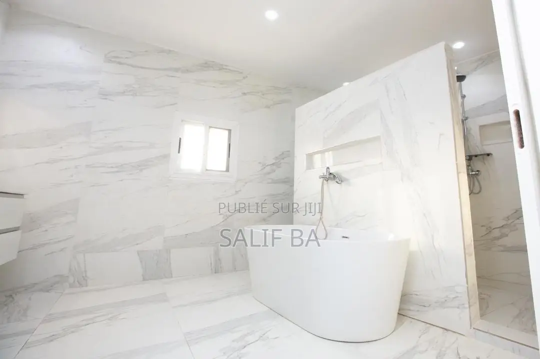 Furnished 5chbre Villa dans Sangalkam à Vendre