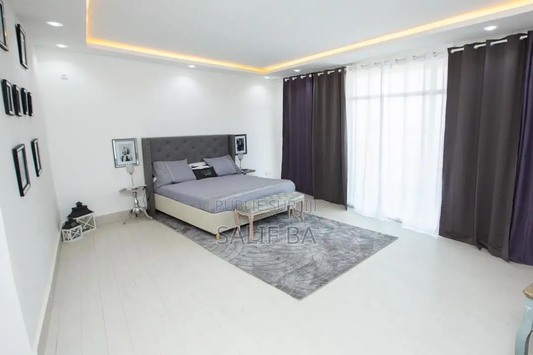 Furnished 5chbre Villa dans Sangalkam à Vendre