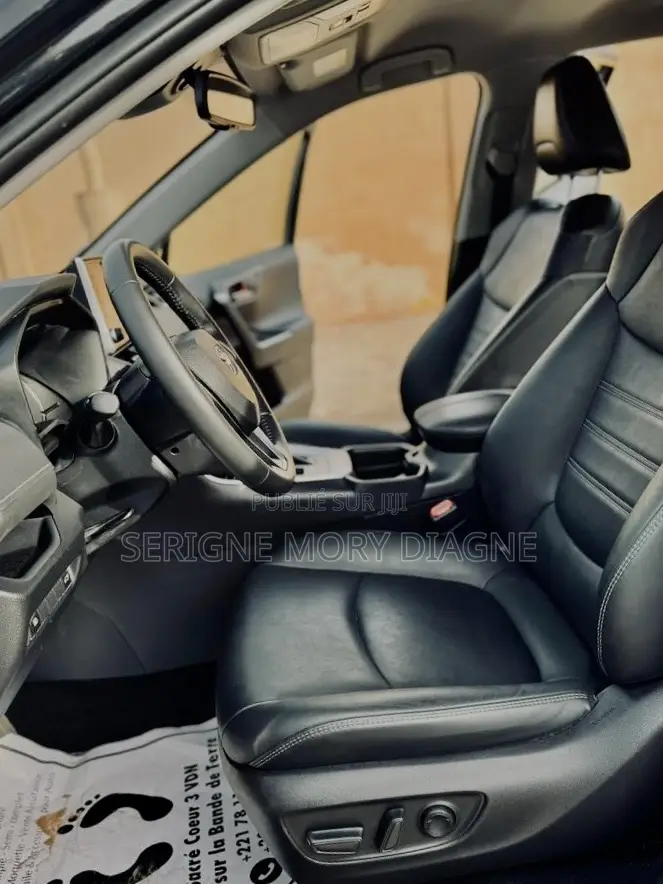 Toyota RAV4 Limited AWD 2020 Black