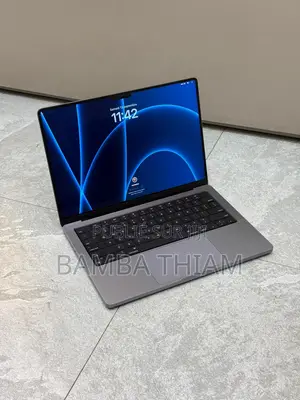 New Apple MacBook Pro 2021 M1 32GB Apple M1 Pro SSD 512GB