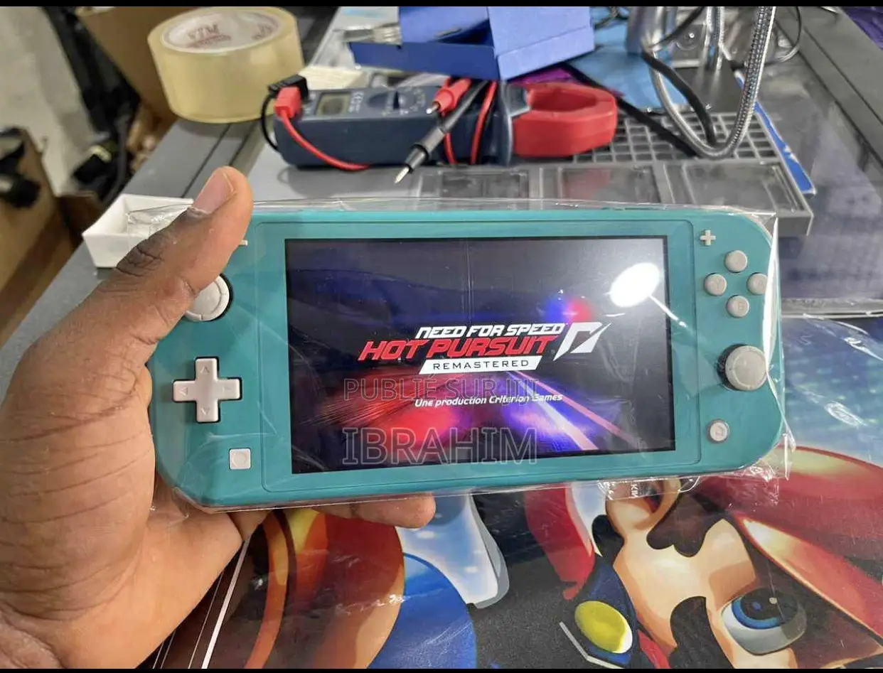 Nintendo Swith Lite Venant Flasher Avec Fc25 Gta 8 Jeux