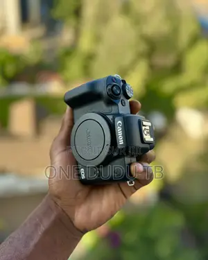  Canon Eos M50 Mark Ii – Hybride 24.1mp + Vidéo